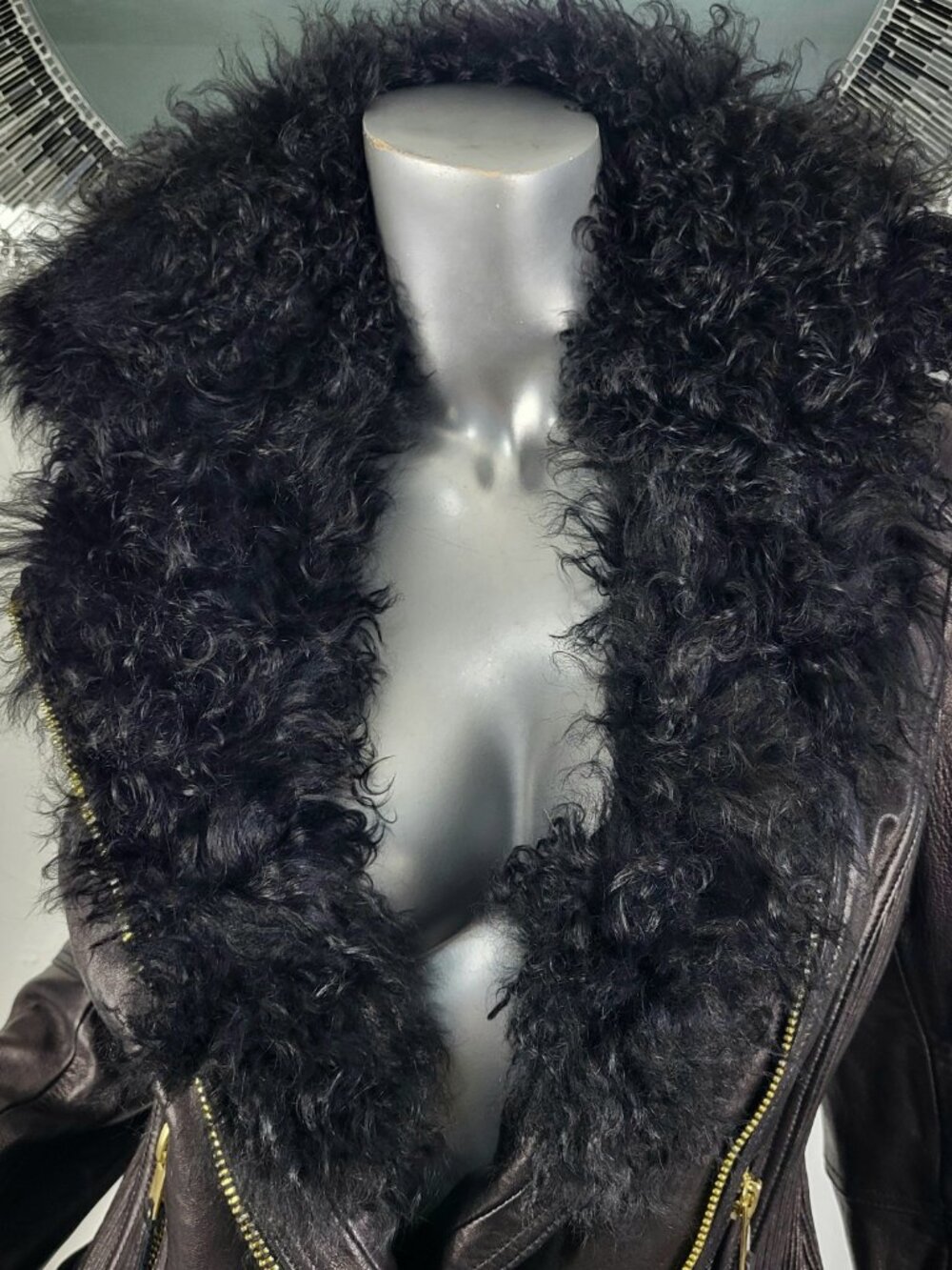 WILSON'S~M~BLACK GENUINE LEATHER REAL MONGOLIAN CURLY LAMB FUR MOTO JACKET COAT - Picture 2 of 16